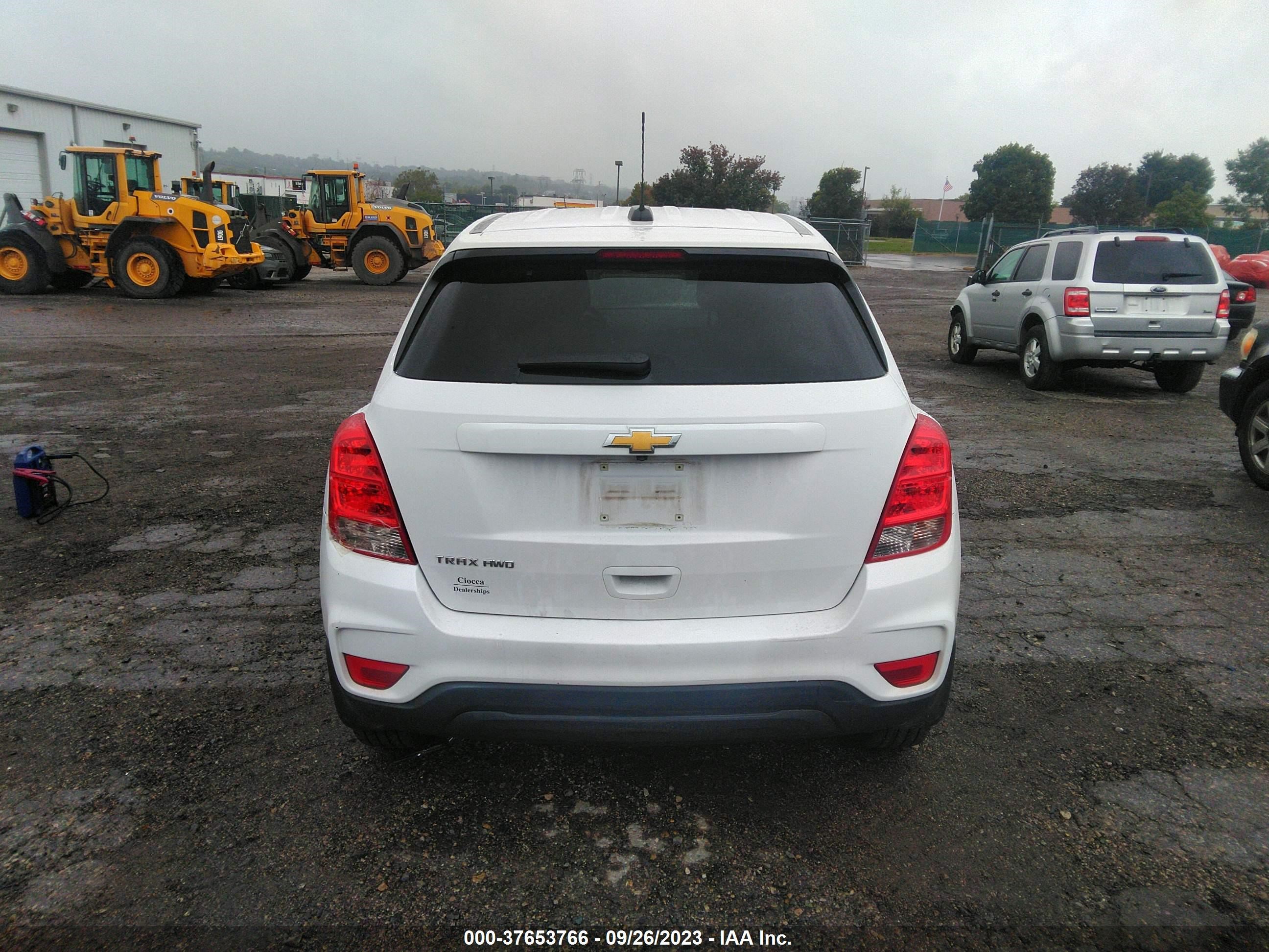 Photo 15 VIN: 3GNCJNSB5KL322247 - CHEVROLET TRAX 