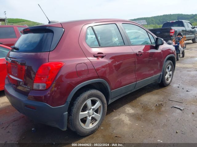 Photo 3 VIN: 3GNCJNSB6GL256511 - CHEVROLET TRAX 