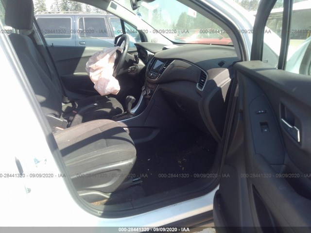 Photo 4 VIN: 3GNCJNSB6KL287038 - CHEVROLET TRAX 