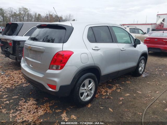 Photo 3 VIN: 3GNCJNSB6LL201132 - CHEVROLET TRAX 