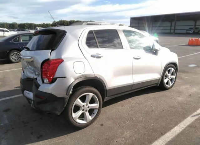 Photo 3 VIN: 3GNCJNSB7FL218011 - CHEVROLET TRAX 