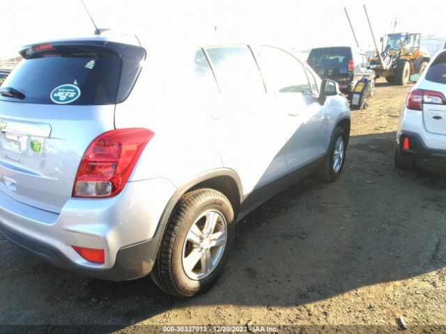 Photo 3 VIN: 3GNCJNSB7HL288966 - CHEVROLET TRAX 