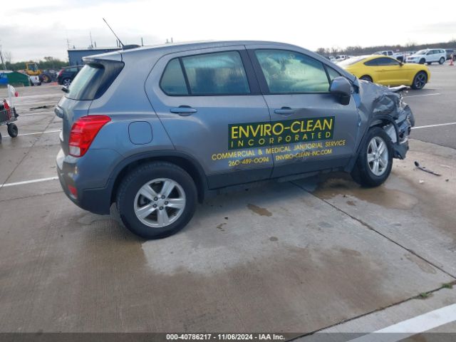 Photo 3 VIN: 3GNCJNSB7LL240232 - CHEVROLET TRAX 