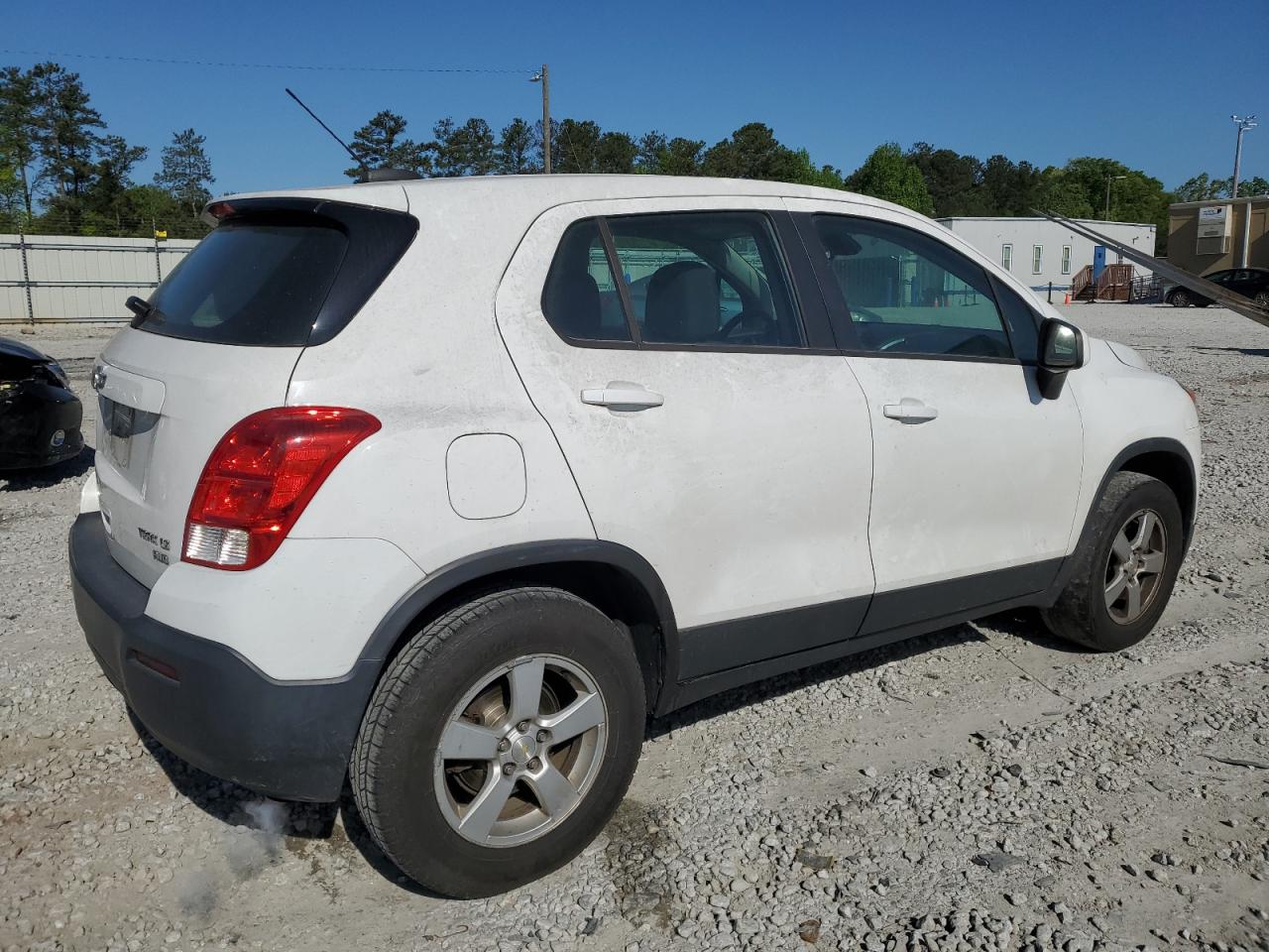 Photo 2 VIN: 3GNCJNSB8GL202949 - CHEVROLET TRAX 