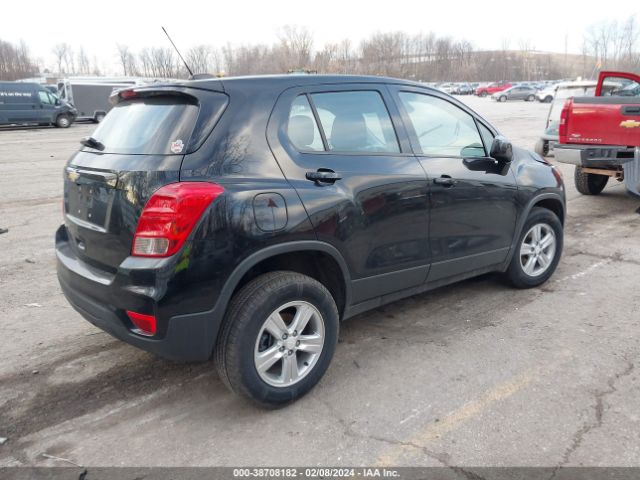 Photo 3 VIN: 3GNCJNSB8HL260304 - CHEVROLET TRAX 