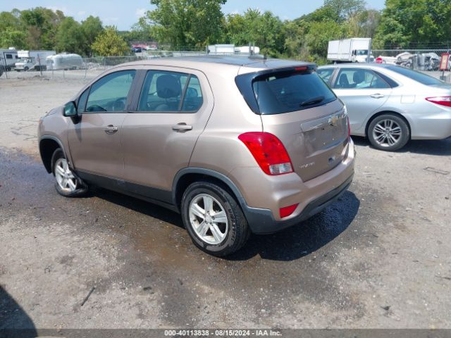 Photo 2 VIN: 3GNCJNSB8JL415066 - CHEVROLET TRAX 