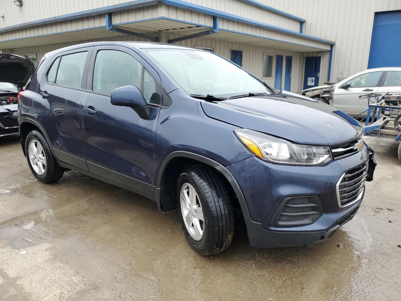 Photo 3 VIN: 3GNCJNSB8KL211854 - CHEVROLET TRAX 