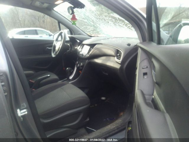 Photo 4 VIN: 3GNCJNSB8LL205117 - CHEVROLET TRAX 