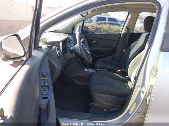 Photo 4 VIN: 3GNCJNSB9GL248998 - CHEVROLET TRAX 