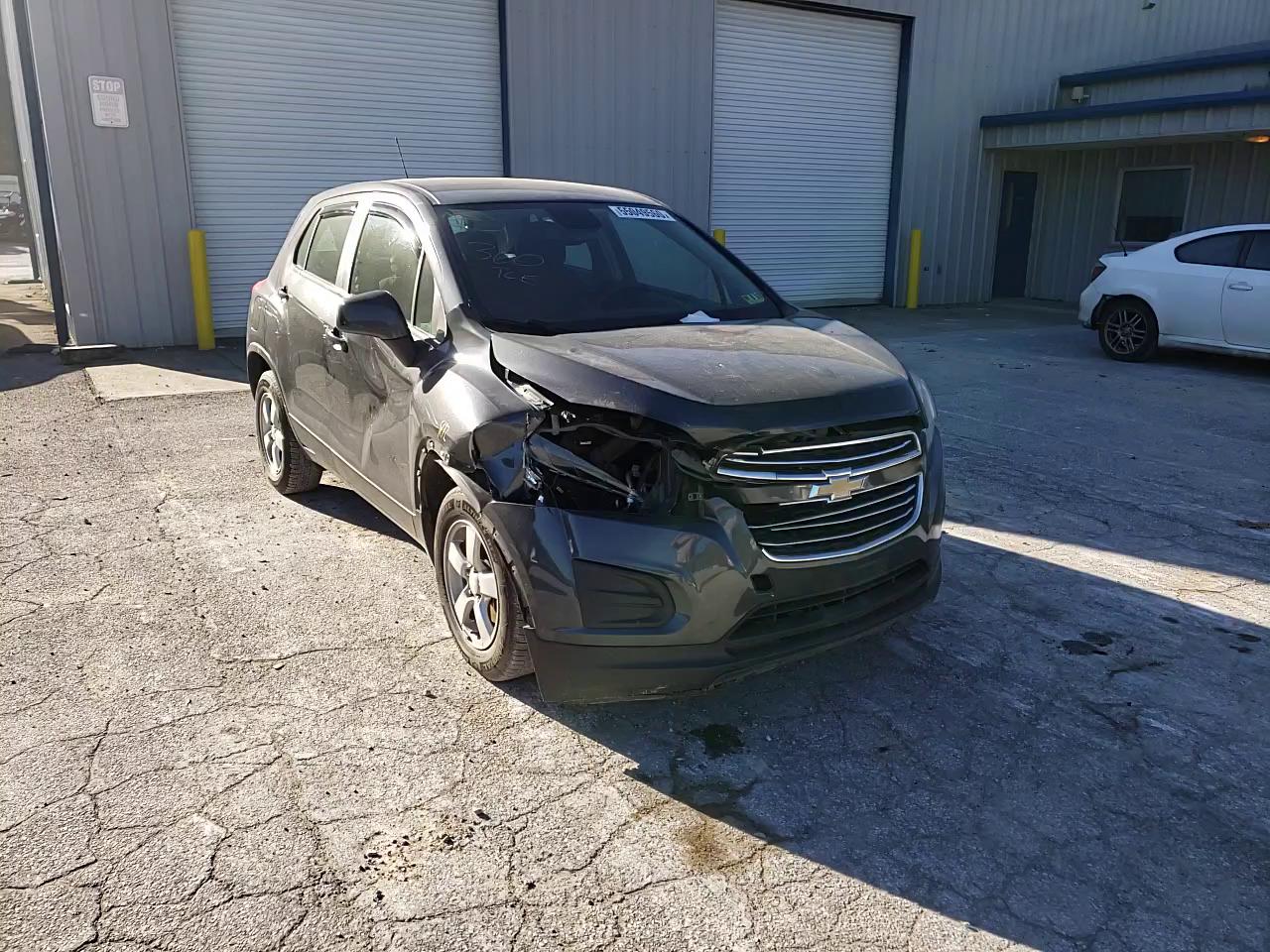 Photo 10 VIN: 3GNCJNSB9GL256552 - CHEVROLET TRAX LS 