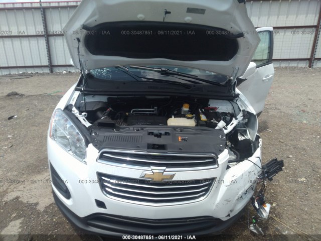 Photo 9 VIN: 3GNCJNSB9GL263713 - CHEVROLET TRAX 