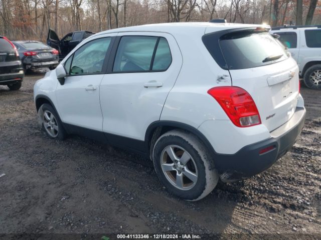 Photo 2 VIN: 3GNCJNSB9GL268846 - CHEVROLET TRAX 