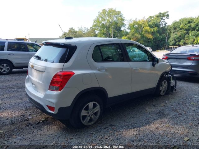 Photo 3 VIN: 3GNCJNSB9HL283719 - CHEVROLET TRAX 