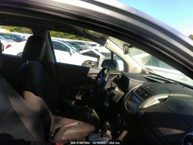 Photo 4 VIN: 3GNCJNSBXGL235189 - CHEVROLET TRAX 