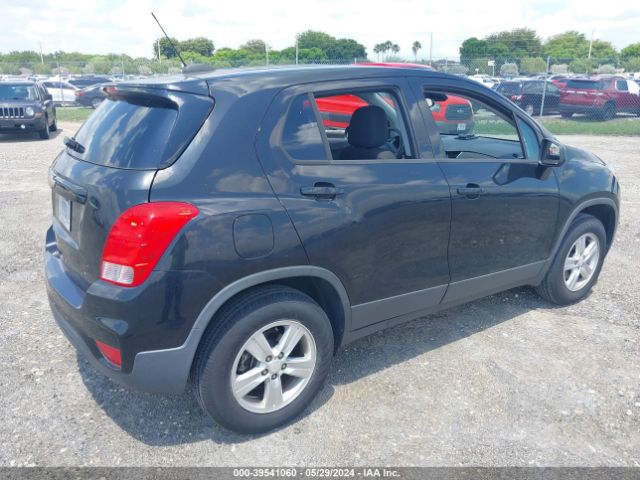 Photo 3 VIN: 3GNCJNSBXHL250941 - CHEVROLET TRAX 