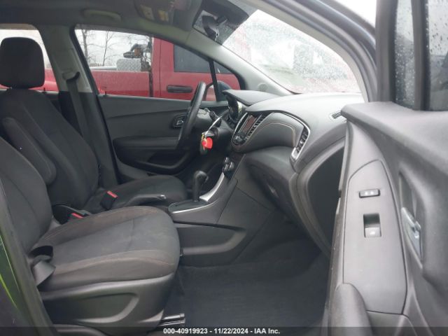 Photo 4 VIN: 3GNCJNSBXKL282862 - CHEVROLET TRAX 