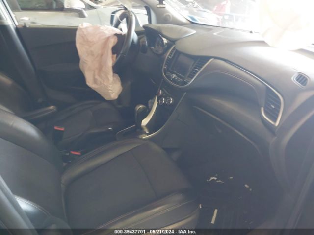 Photo 4 VIN: 3GNCJPSB0LL329538 - CHEVROLET TRAX 