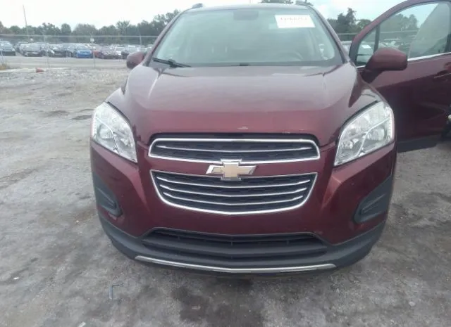 Photo 5 VIN: 3GNCJPSB1GL253463 - CHEVROLET TRAX 