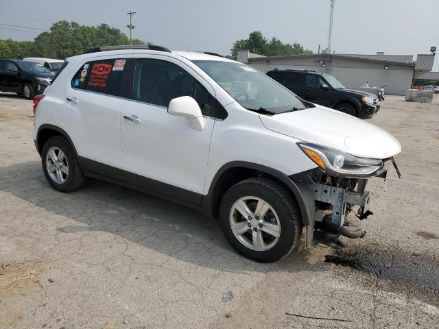 Photo 3 VIN: 3GNCJPSB1JL193868 - CHEVROLET TRAX 1LT 