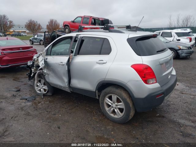 Photo 2 VIN: 3GNCJPSB2GL163559 - CHEVROLET TRAX 