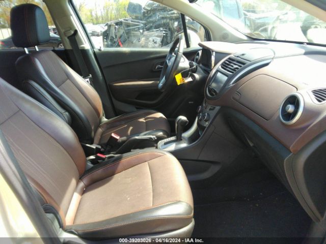 Photo 4 VIN: 3GNCJPSB2GL245775 - CHEVROLET TRAX 