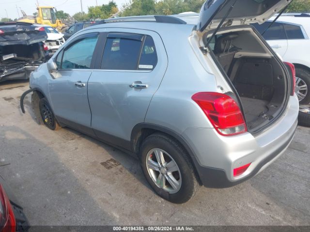 Photo 2 VIN: 3GNCJPSB2HL205312 - CHEVROLET TRAX 