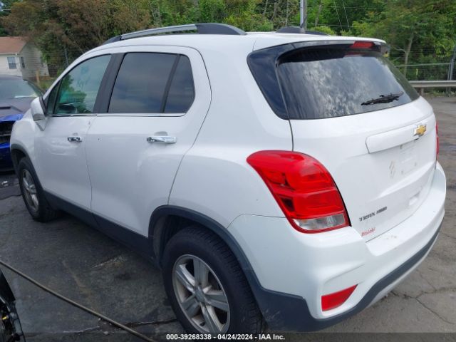 Photo 2 VIN: 3GNCJPSB2HL269110 - CHEVROLET TRAX 