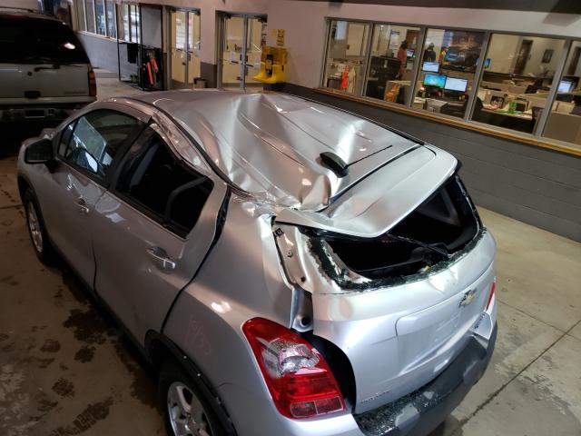 Photo 8 VIN: 3GNCJPSB3FL212301 - CHEVROLET TRAX 1LS 