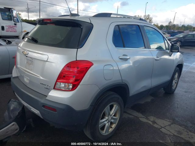 Photo 3 VIN: 3GNCJPSB3GL248345 - CHEVROLET TRAX 