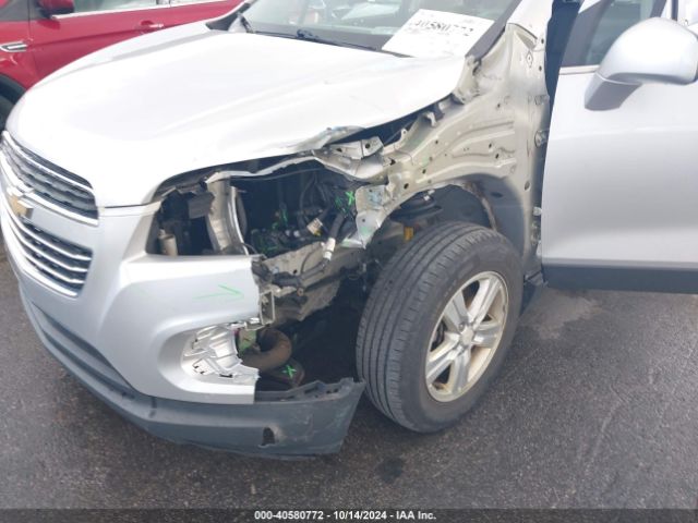 Photo 5 VIN: 3GNCJPSB3GL248345 - CHEVROLET TRAX 