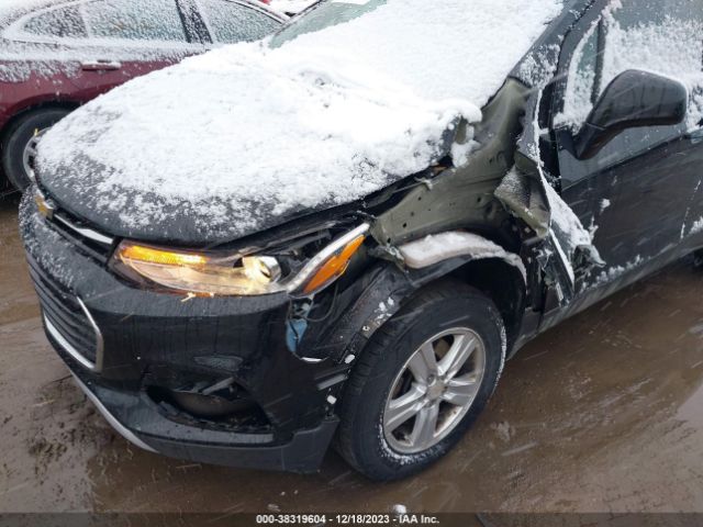 Photo 5 VIN: 3GNCJPSB3JL163741 - CHEVROLET TRAX 