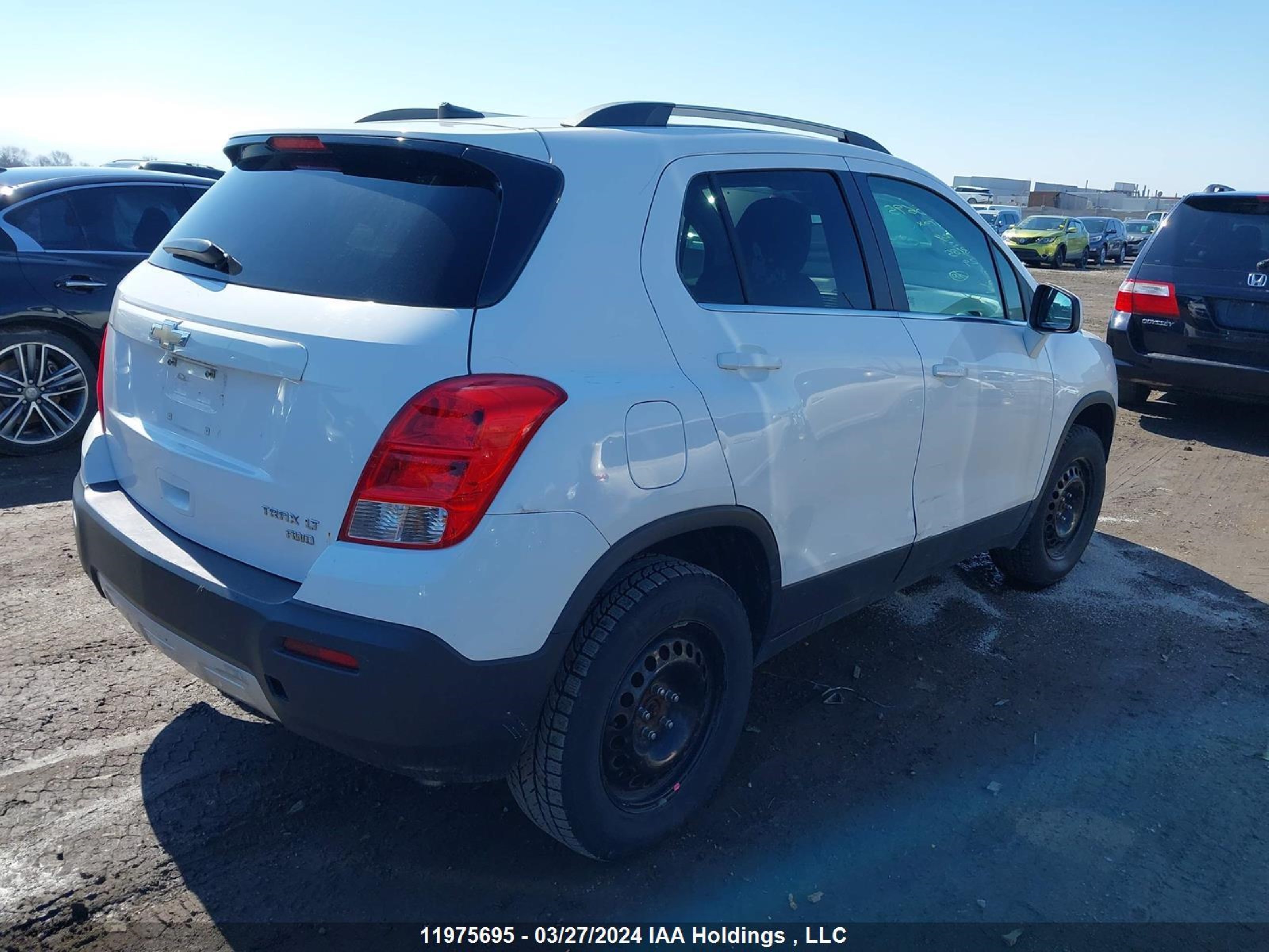 Photo 3 VIN: 3GNCJPSB4DL178155 - CHEVROLET TRAX 