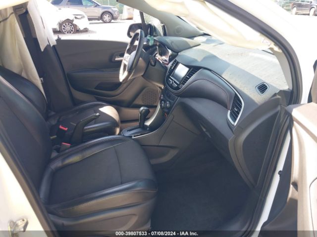 Photo 4 VIN: 3GNCJPSB4HL284854 - CHEVROLET TRAX 