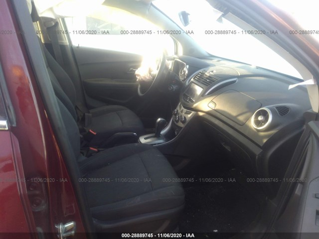 Photo 4 VIN: 3GNCJPSB5GL139241 - CHEVROLET TRAX 