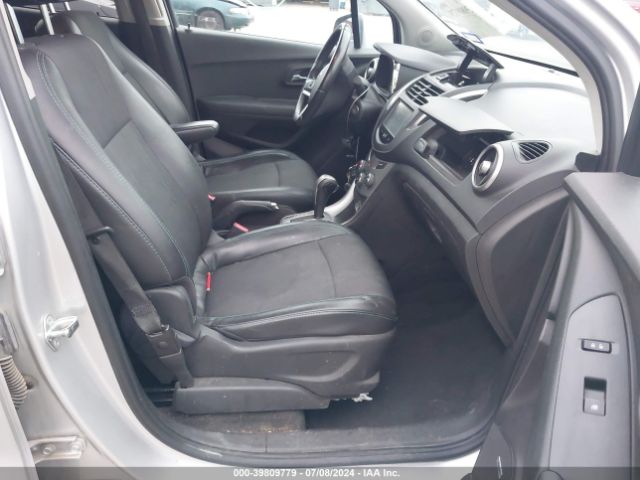 Photo 4 VIN: 3GNCJPSB5GL152779 - CHEVROLET TRAX 