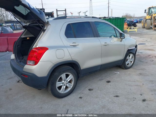 Photo 3 VIN: 3GNCJPSB5GL278401 - CHEVROLET TRAX 