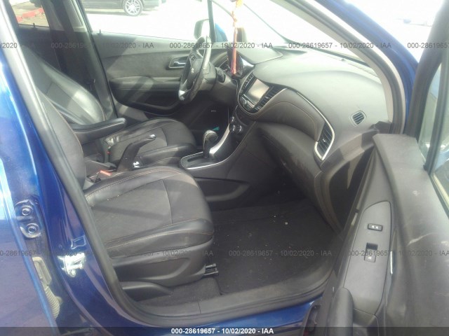 Photo 4 VIN: 3GNCJPSB5HL181717 - CHEVROLET TRAX 