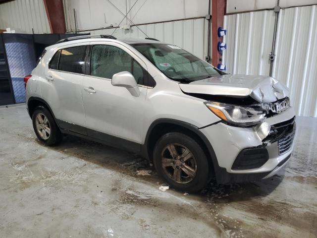 Photo 3 VIN: 3GNCJPSB5LL210058 - CHEVROLET TRAX 