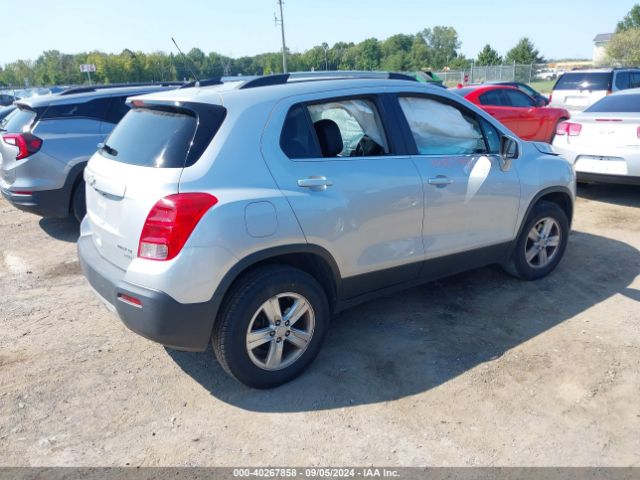 Photo 3 VIN: 3GNCJPSB6GL223150 - CHEVROLET TRAX 