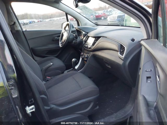 Photo 4 VIN: 3GNCJPSB6HL154638 - CHEVROLET TRAX 