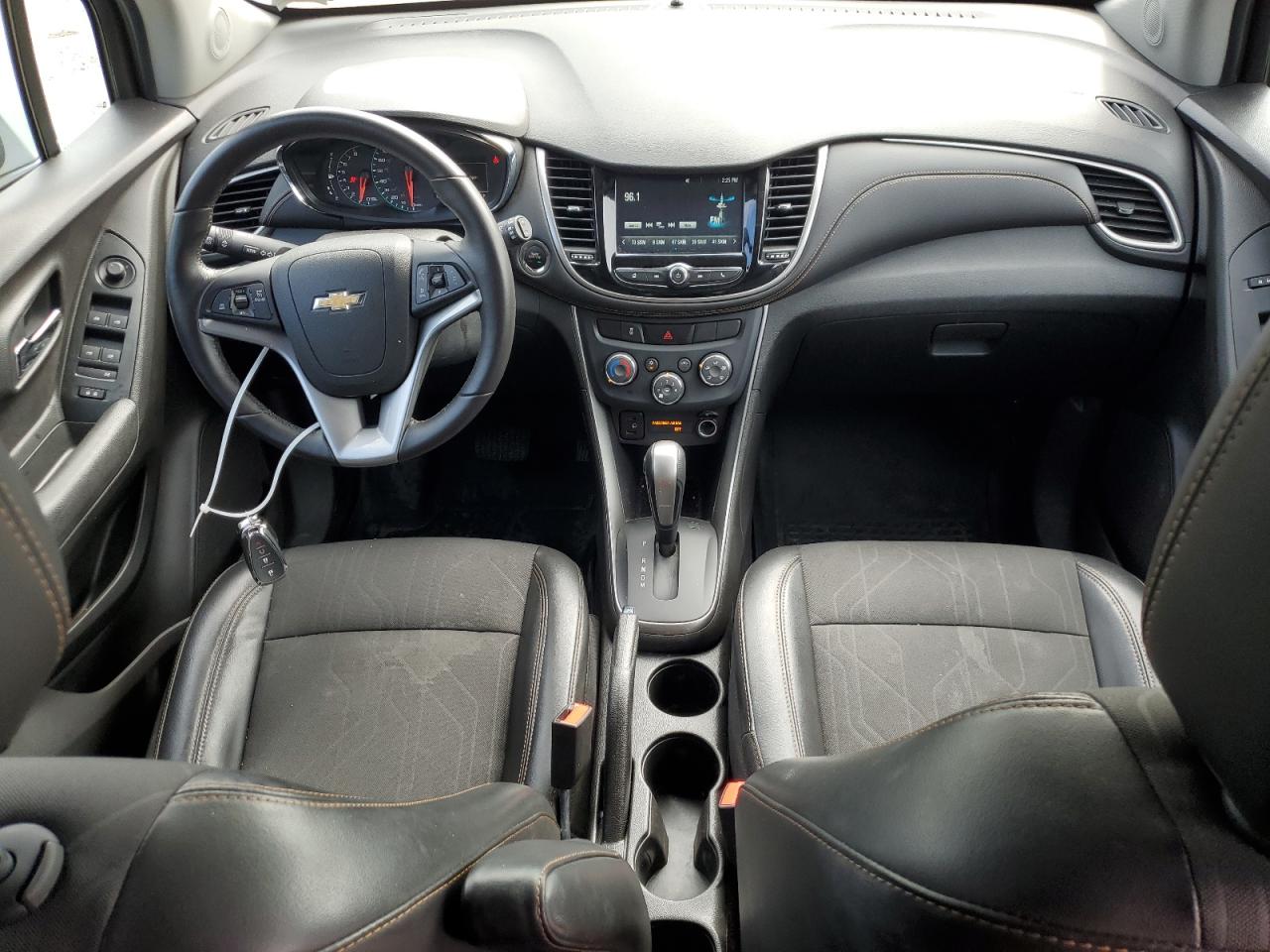 Photo 20 VIN: 3GNCJPSB6HL287125 - CHEVROLET TRAX 1LT 