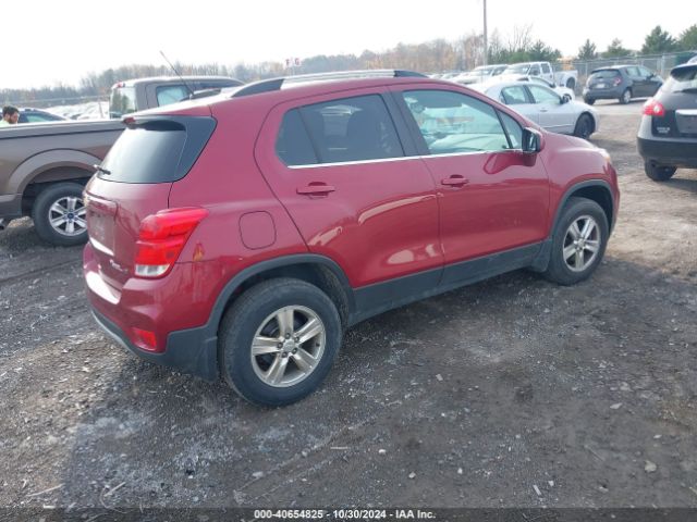 Photo 3 VIN: 3GNCJPSB6JL317455 - CHEVROLET TRAX 