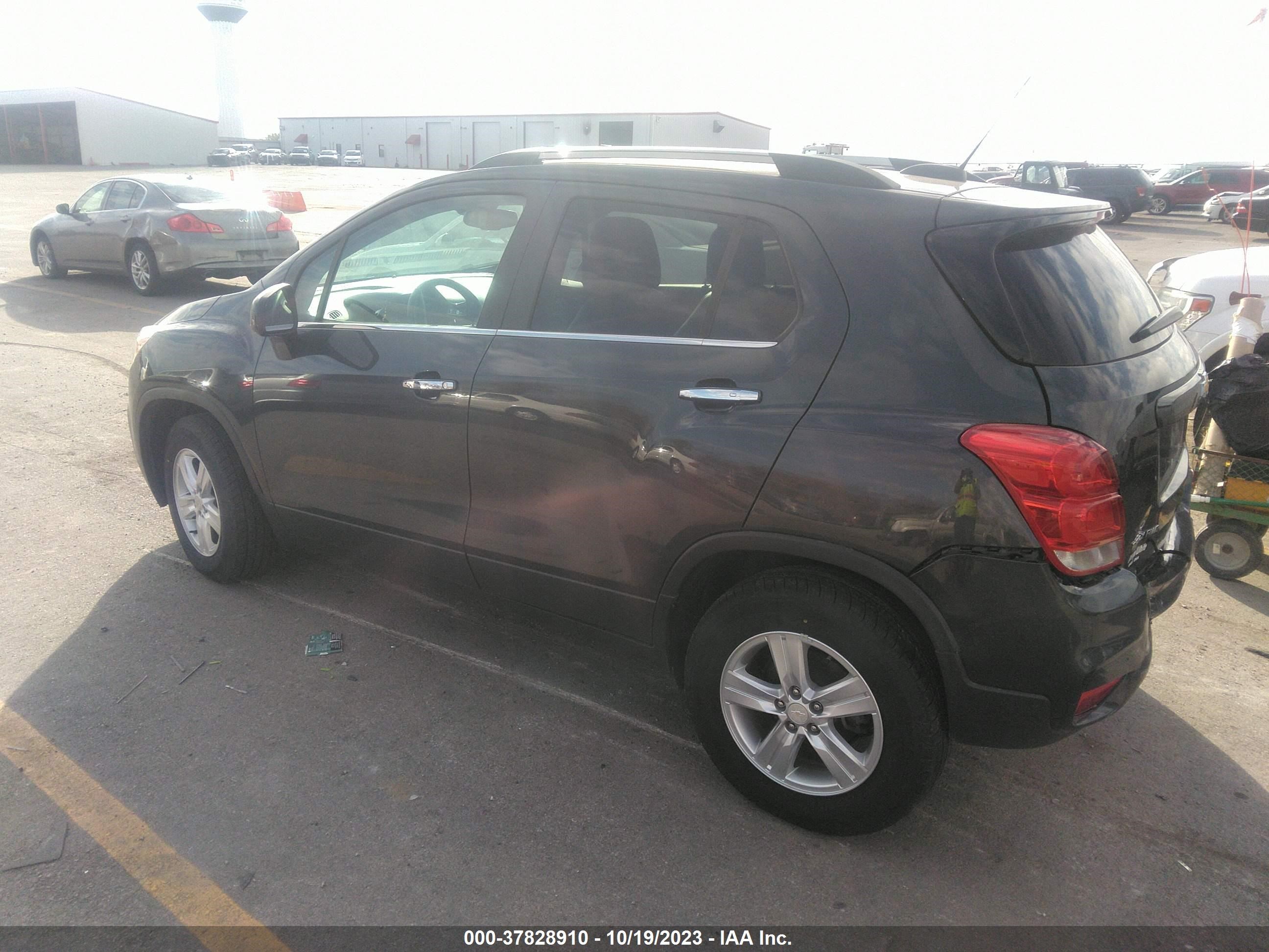 Photo 2 VIN: 3GNCJPSB7HL183744 - CHEVROLET TRAX 