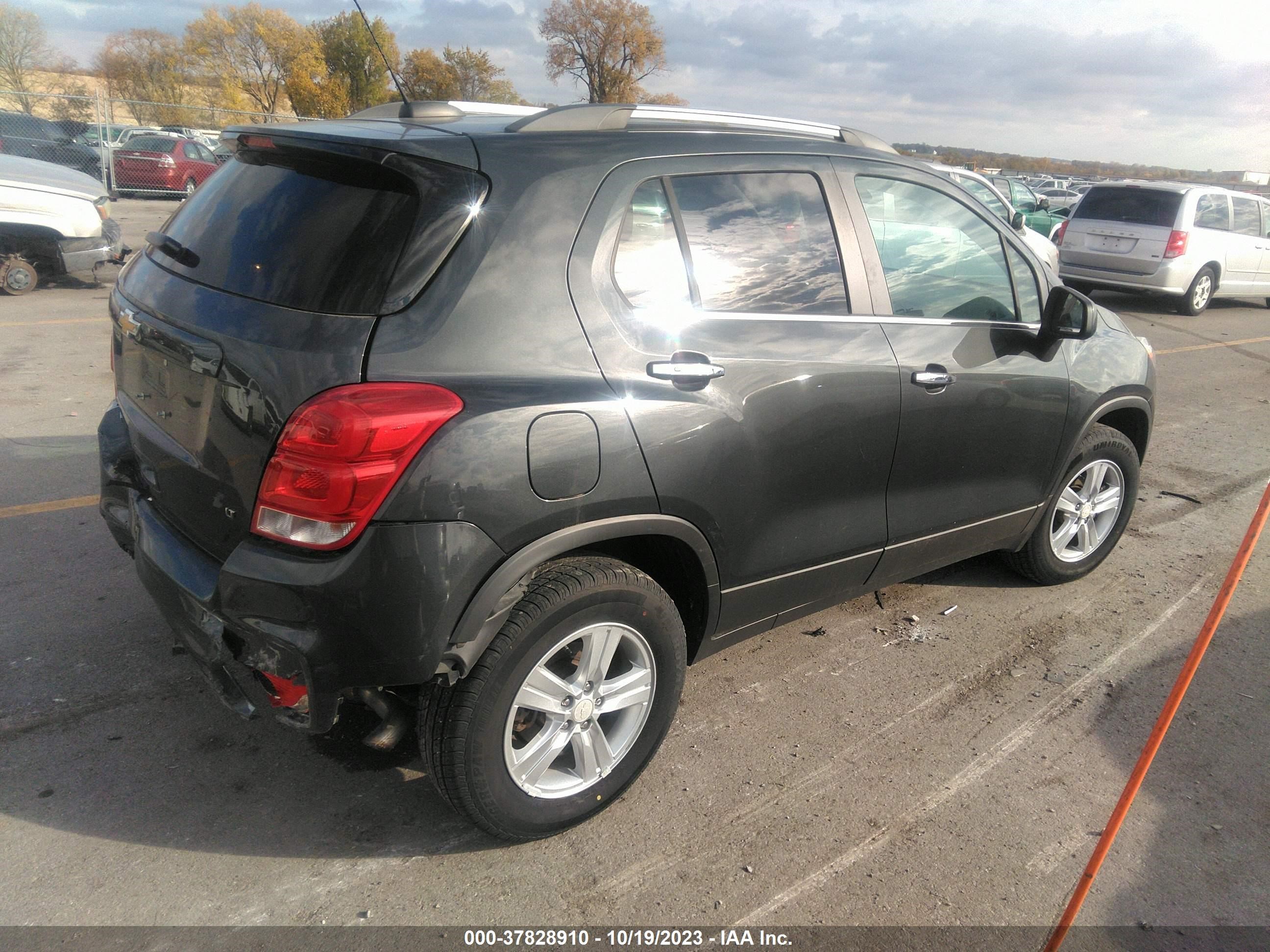 Photo 3 VIN: 3GNCJPSB7HL183744 - CHEVROLET TRAX 