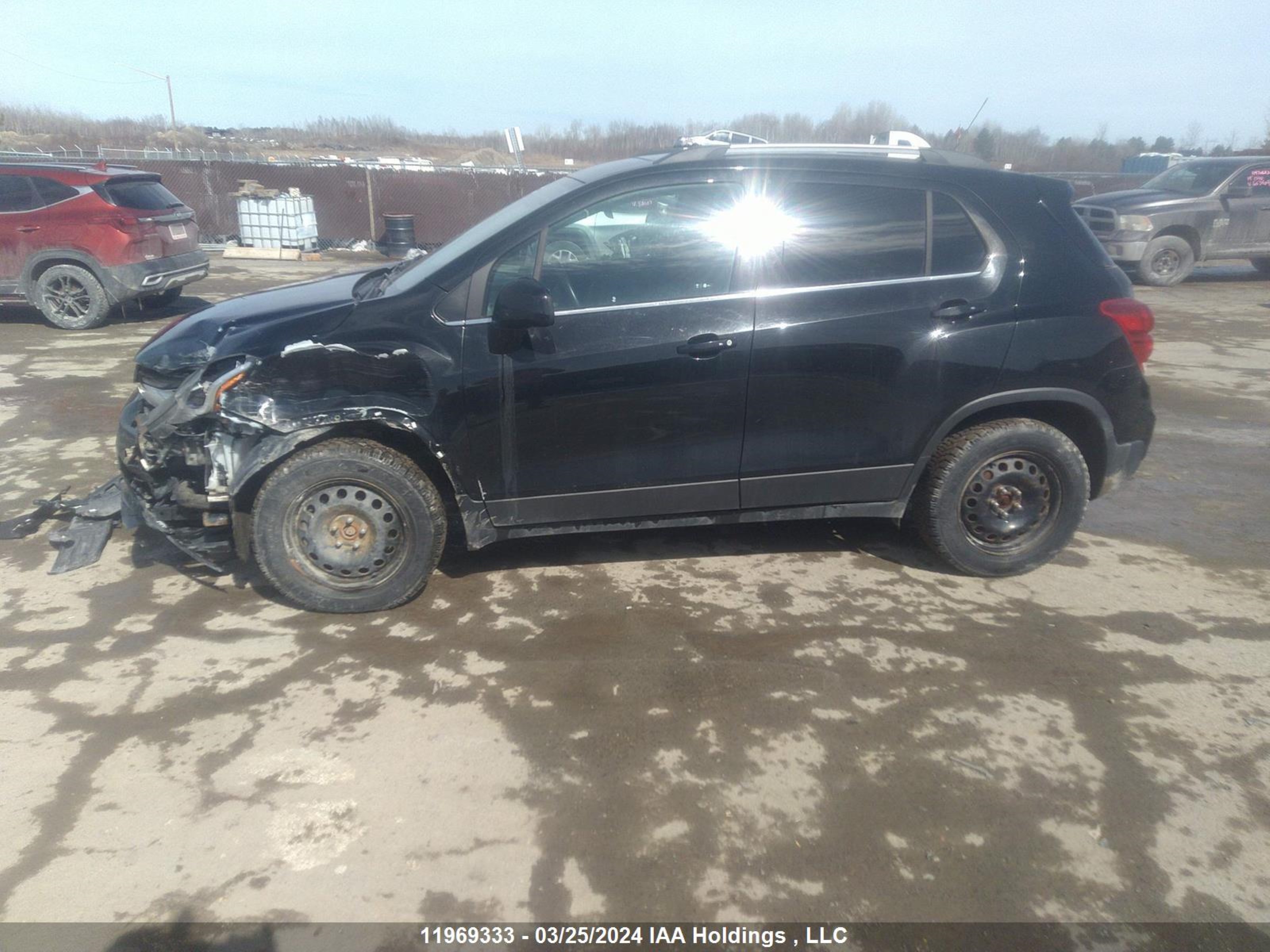 Photo 14 VIN: 3GNCJPSB7JL322471 - CHEVROLET TRAX 