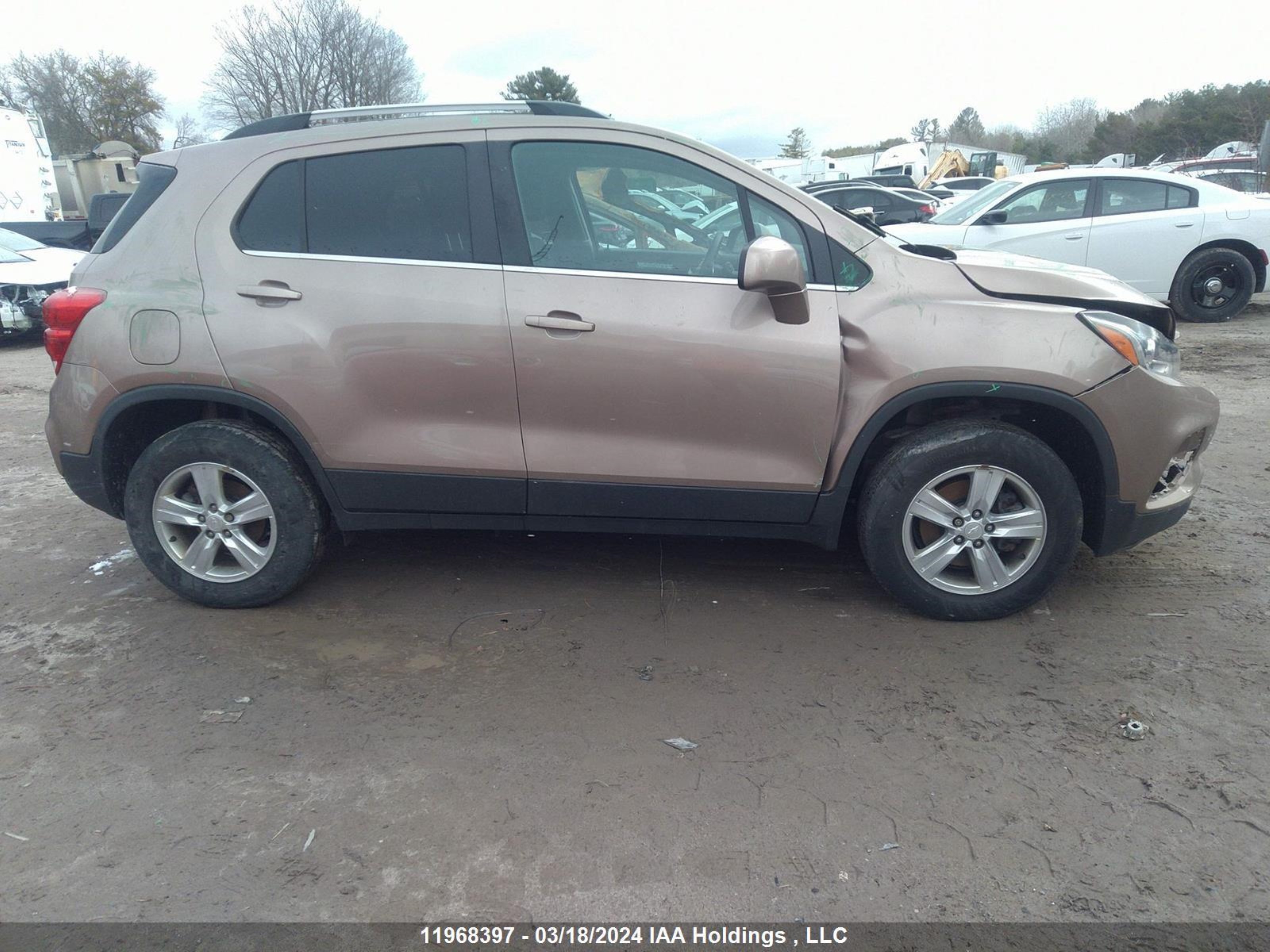 Photo 12 VIN: 3GNCJPSB7JL393525 - CHEVROLET TRAX 