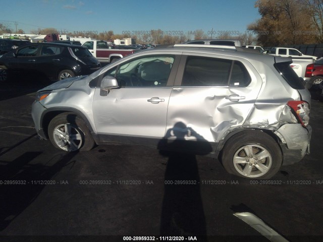 Photo 5 VIN: 3GNCJPSB7LL215276 - CHEVROLET TRAX 