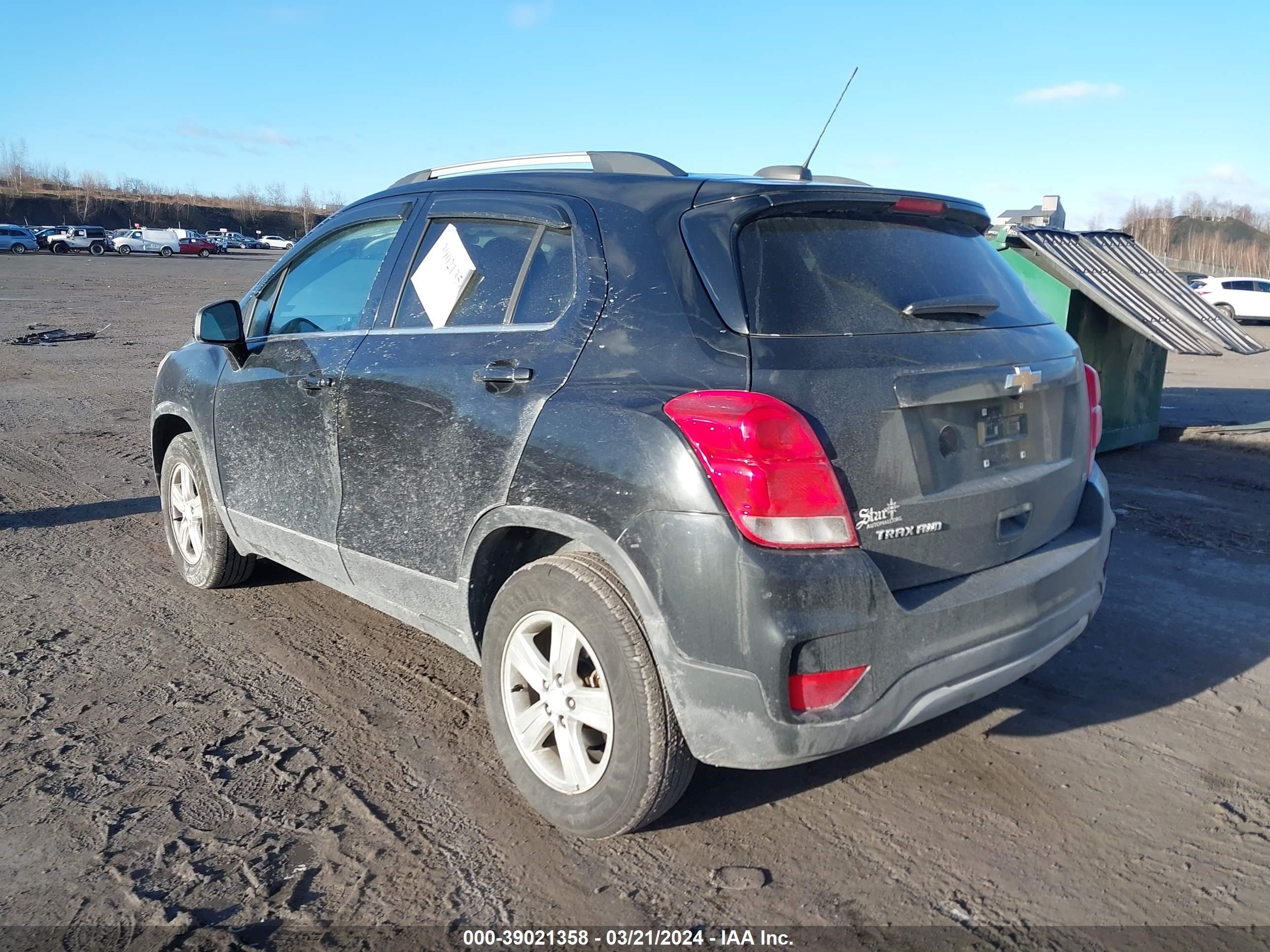 Photo 2 VIN: 3GNCJPSB8LL183874 - CHEVROLET TRAX 