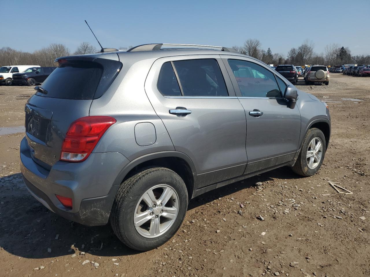 Photo 2 VIN: 3GNCJPSB8LL266642 - CHEVROLET TRAX 