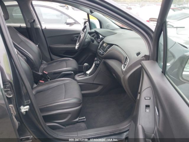 Photo 4 VIN: 3GNCJPSB9KL217948 - CHEVROLET TRAX 